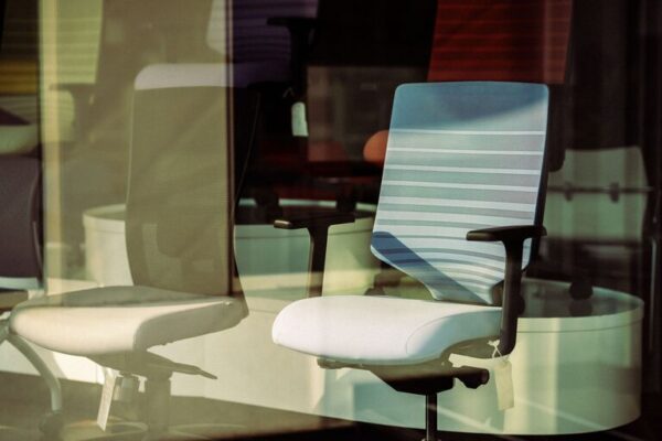 How to Choose a Comfortable Desk Chair
